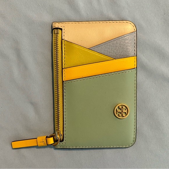 Tory Burch Handbags - TORY BURCH TOP-ZIP CARD CASE